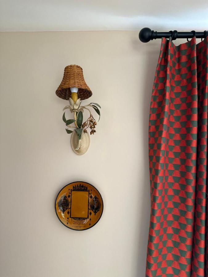 Peaceful Cottage With Private Garden 헤일셤 외부 사진